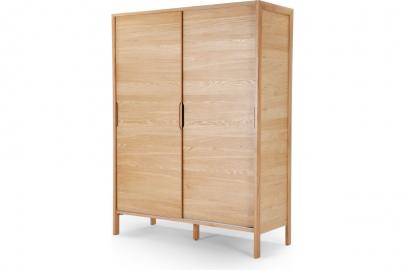 Ledger Kleiderschrank mit Schiebetueren, Eiche - MADE.com